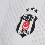 Beşiktaş’tan Derbi Sonrası Sert Çifte Standart Tepkisi: TFF ve Yayıncıya Ağır Sorular