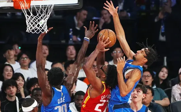 Dallas Mavericks, Çin Turunda Houston Rockets'ı Farklı Geçti: 132-115