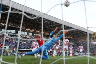 Livakovic'in Kabus Gecesi: 7 Gol Yediği Maçın Ardından Eski Galatasaraylıdan Çarpıcı Sözler