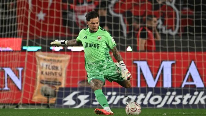 Fenerbahçe'de Ederson Fırtınası: Aziz Yıldırım Görüşmesi Sonrası Gelen Zirve