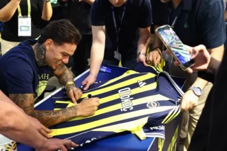 Fenerbahçe'de Ederson Moraes Çılgınlığı: Kadıköy'de Tarihi İmza Günü!