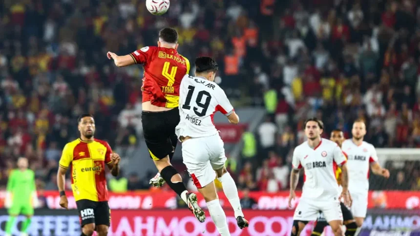 Göztepe Gürsel Aksel'de Hata Yapmadı: Çorum FK'yı 2 Golle Geçti