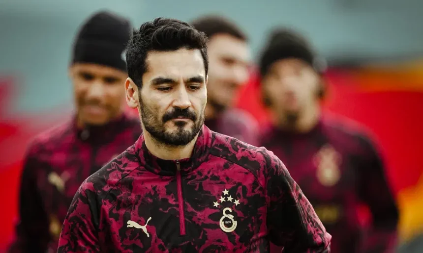 Galatasaray'da Ayrılık Rüzgarı: Okan Buruk Biletini Kesti, İlk Yolcu Belli Oldu