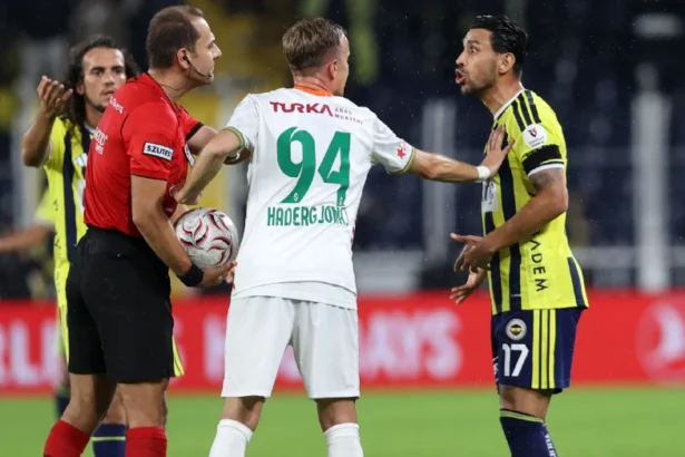 Fenerbahçe - Alanyaspor Maçında VAR Krizi: Trio Ekibinden İptal Edilen Gol İçin Çarpıcı Yorum