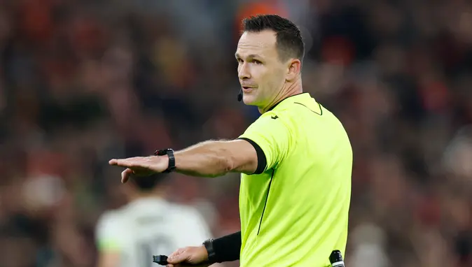 Şampiyonlar Ligi'nde Aston Villa - Fenerbahçe Maçını Ivan Kruzliak Yönetecek