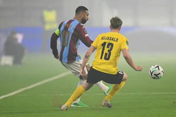 Trabzonspor Finlandiya'dan Zaferle Dönüyor: KuPS Deplasmanında 4-2'lik Şov
