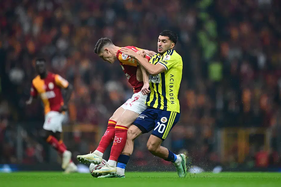 Derbinin Yeni Yüzleri ve Tribündeki Önemli İsimler