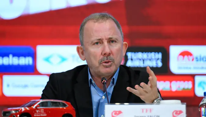 TFF'den Sergen Yalçın Açıklaması: Milli Takımda İletişim Krizi İddialarına Net Yalanlama