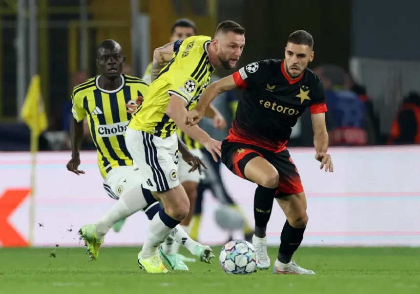 Fenerbahçe'de Son Dakika Şoku: Kadıköy'de Slavia Prag ile 2-2 Berabere Kaldı