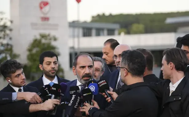 TFF'de Tarihi Gün: 5 Yönetici Görevi Bıraktı, Montella ile Yollar Ayrıldı