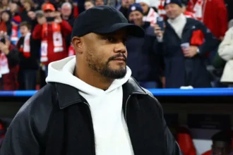 Bayern Münih'te Şok Gelişme: Vincent Kompany Hastaneye Kaldırıldı