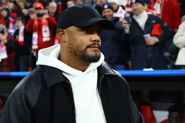 Bayern Münih'te Şok Gelişme: Vincent Kompany Hastaneye Kaldırıldı